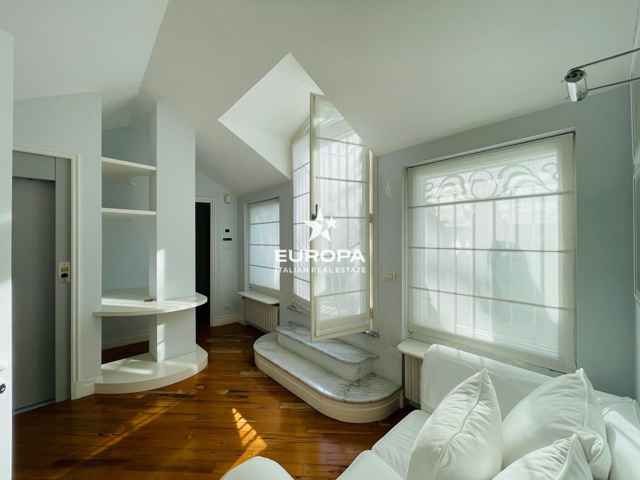 Villa en Ospedaletti, Italia, 564 m² - imagen 9