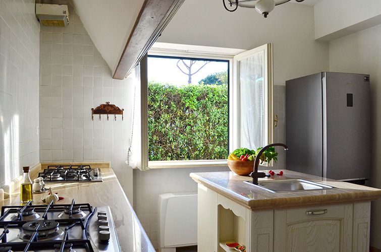 Villa en San Felice Circeo, Italia, 300 m² - imagen 8