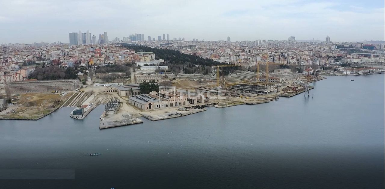 Apartment in Istanbul, Turkey, 258 m² - picture 1