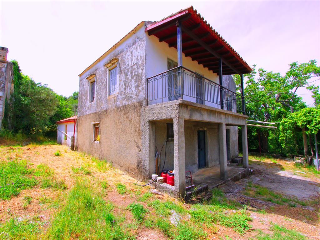 Maison à Corfou, Grèce, 185 m² - image 1