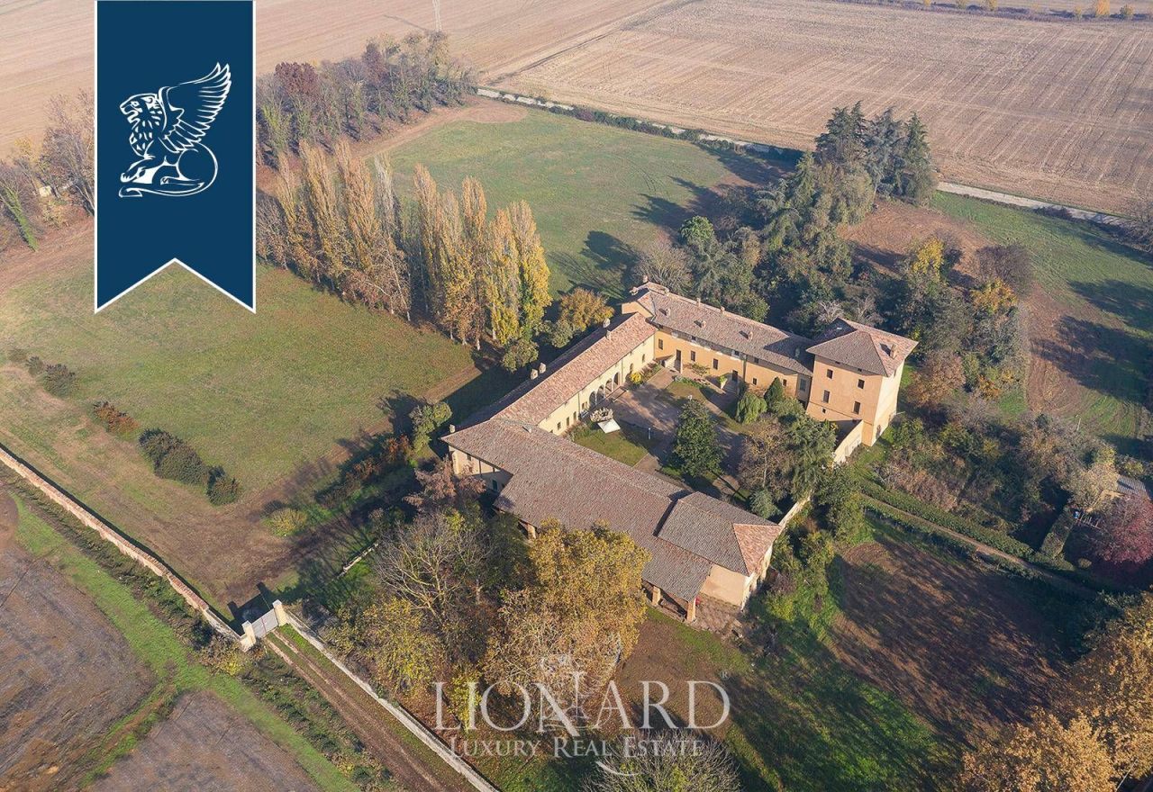 Château à Pavía, Italie, 2 800 m² - image 1