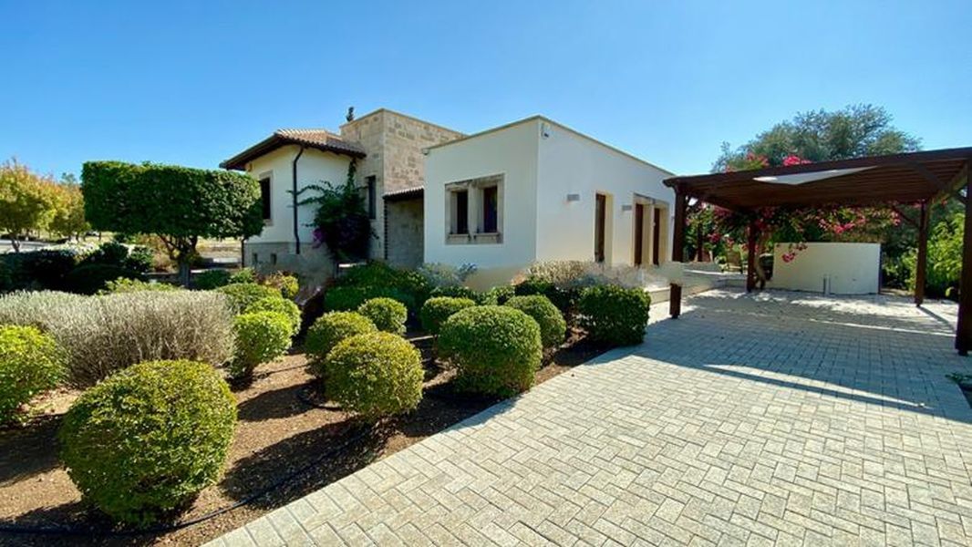 Villa in Paphos, Cyprus, 300 m² - picture 4