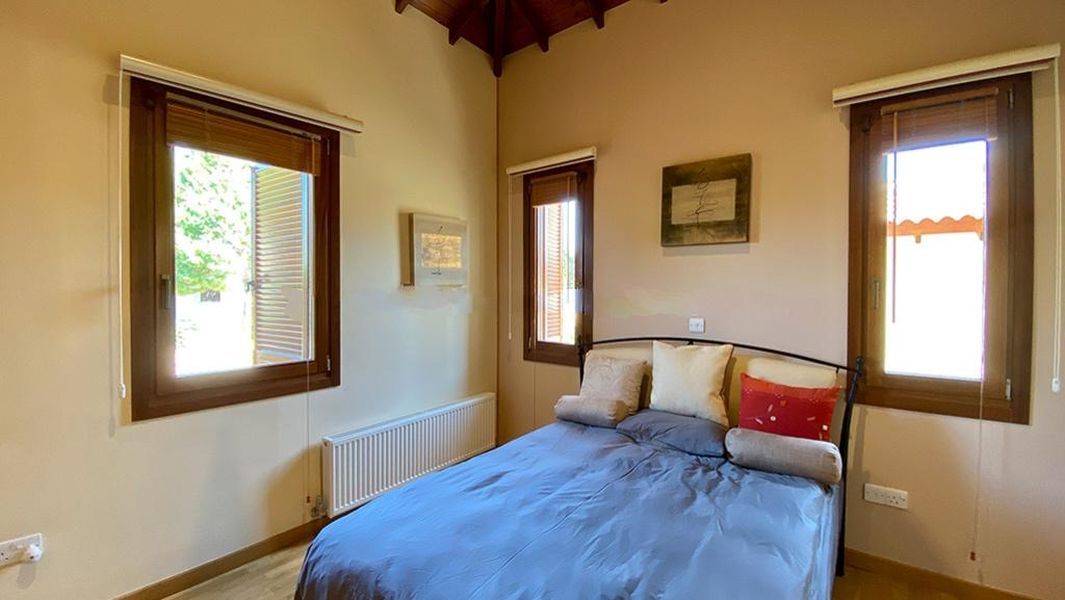 Villa in Paphos, Cyprus, 300 m² - picture 15