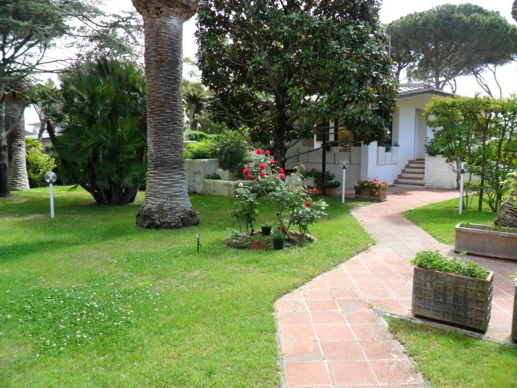 Villa à San Felice Circeo, Italie, 250 m² - image 15