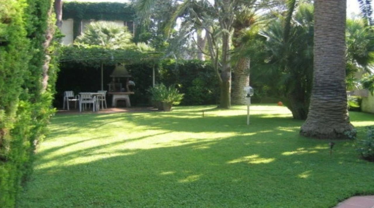 Villa à San Felice Circeo, Italie, 250 m² - image 17