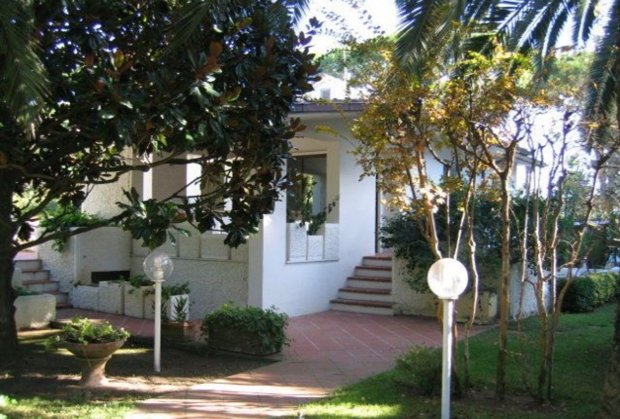 Villa à San Felice Circeo, Italie, 250 m² - image 3