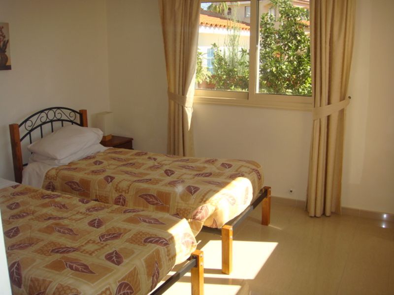 Villa in Coral Bay, Cyprus, 180 m² - picture 5