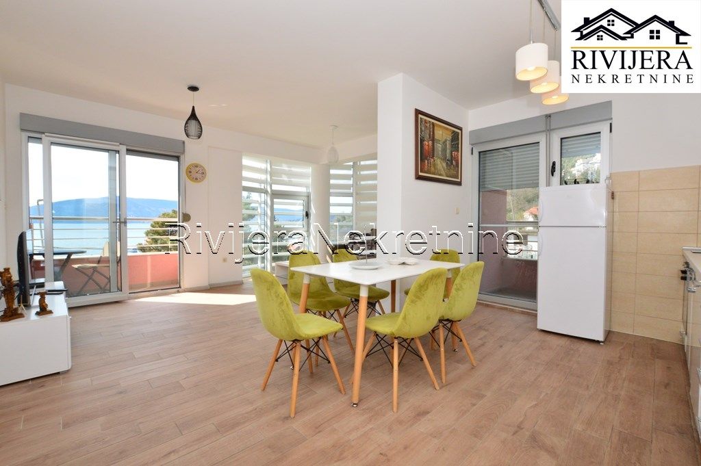 Flat in Herceg-Novi, Montenegro, 53 m² - picture 1