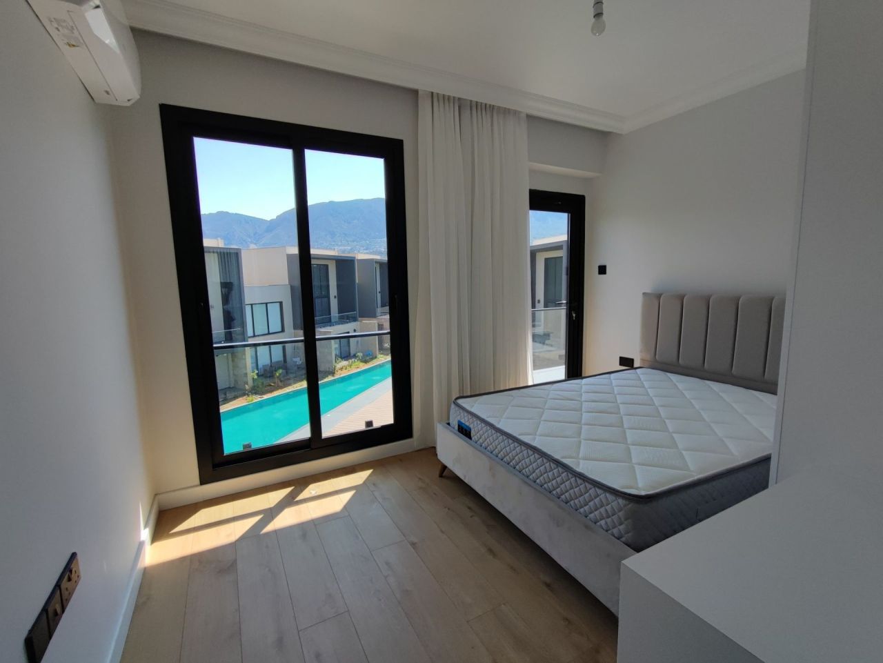 Apartment in Kyrenia, Cyprus, 105 m² - picture 16