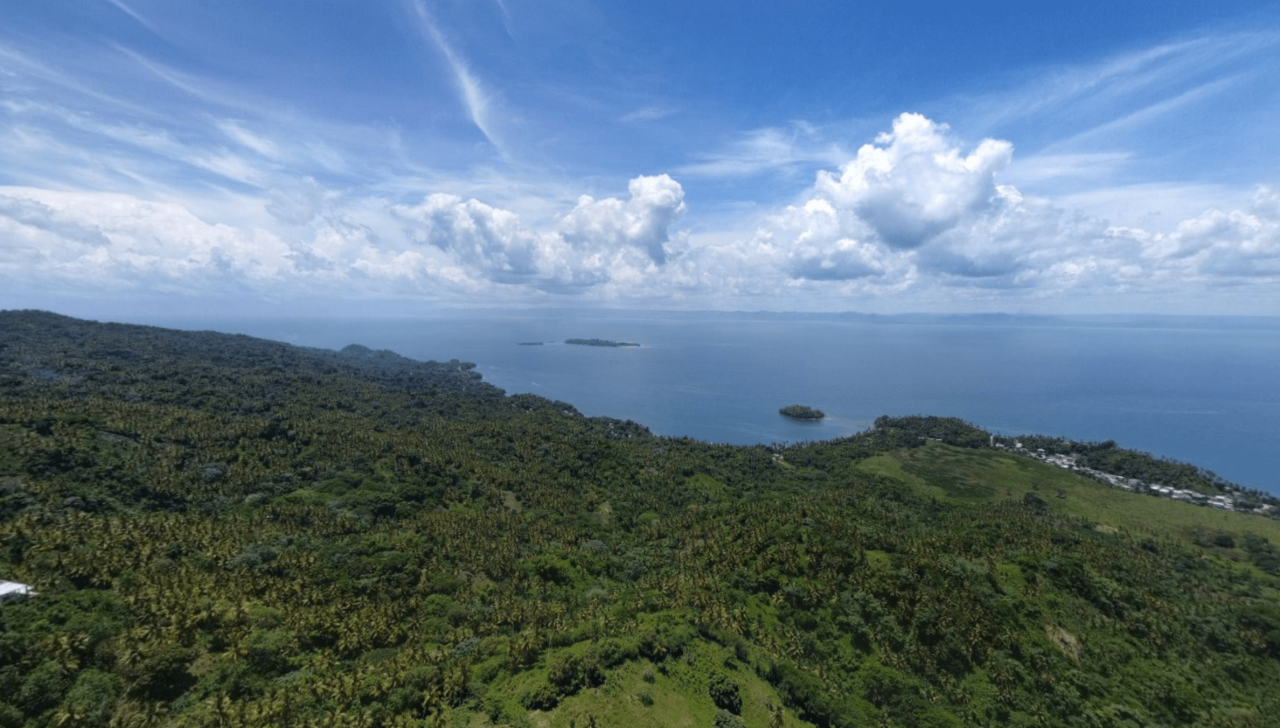 Land in Samana, Dominican Republic, 577 m² - picture 1