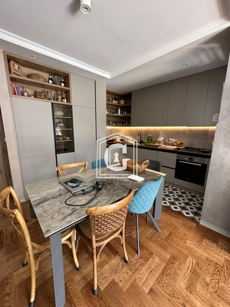 Apartment in Budva, Montenegro, 96 m² - picture 1