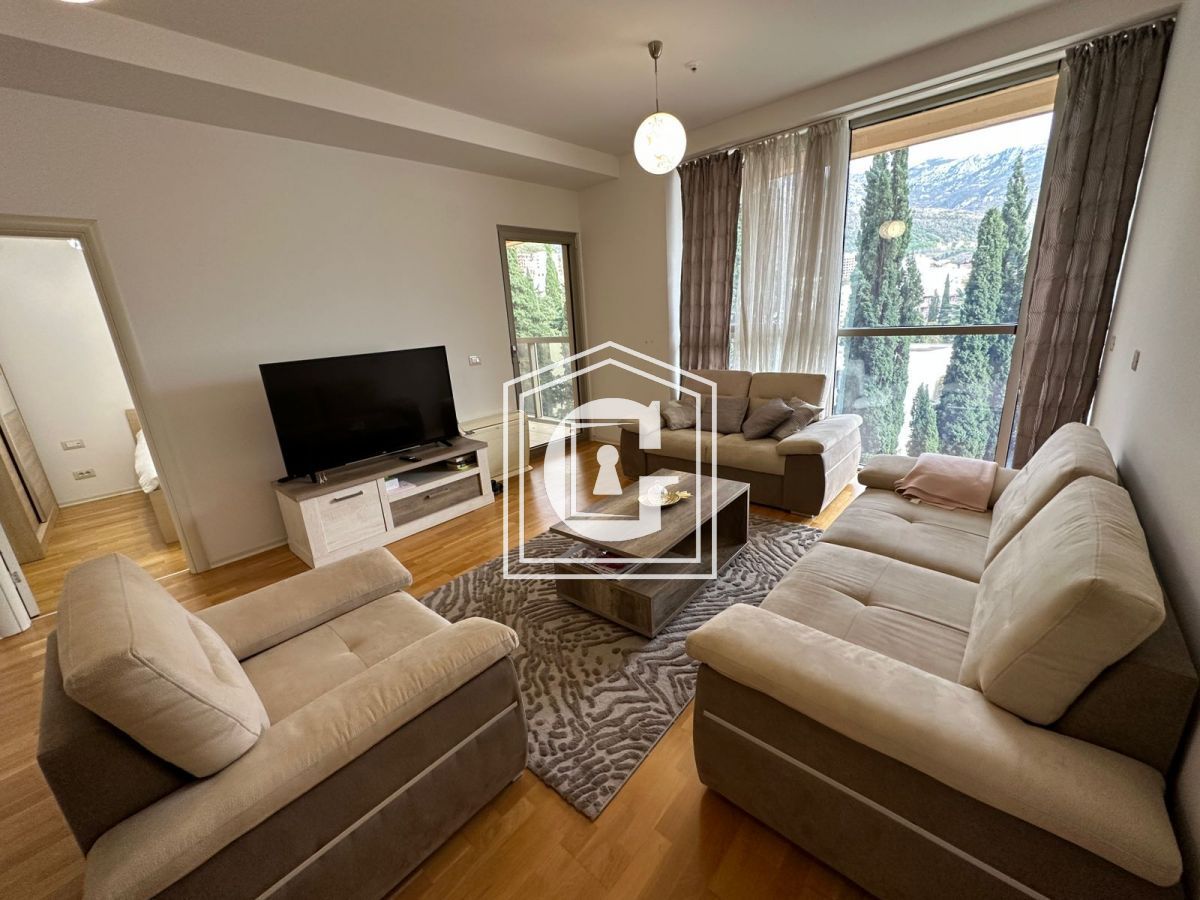 Apartamento en Budva, Montenegro, 86 m² - imagen 1