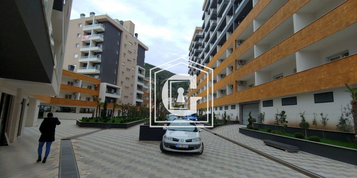 Apartment in Budva, Montenegro, 72 m² - picture 1