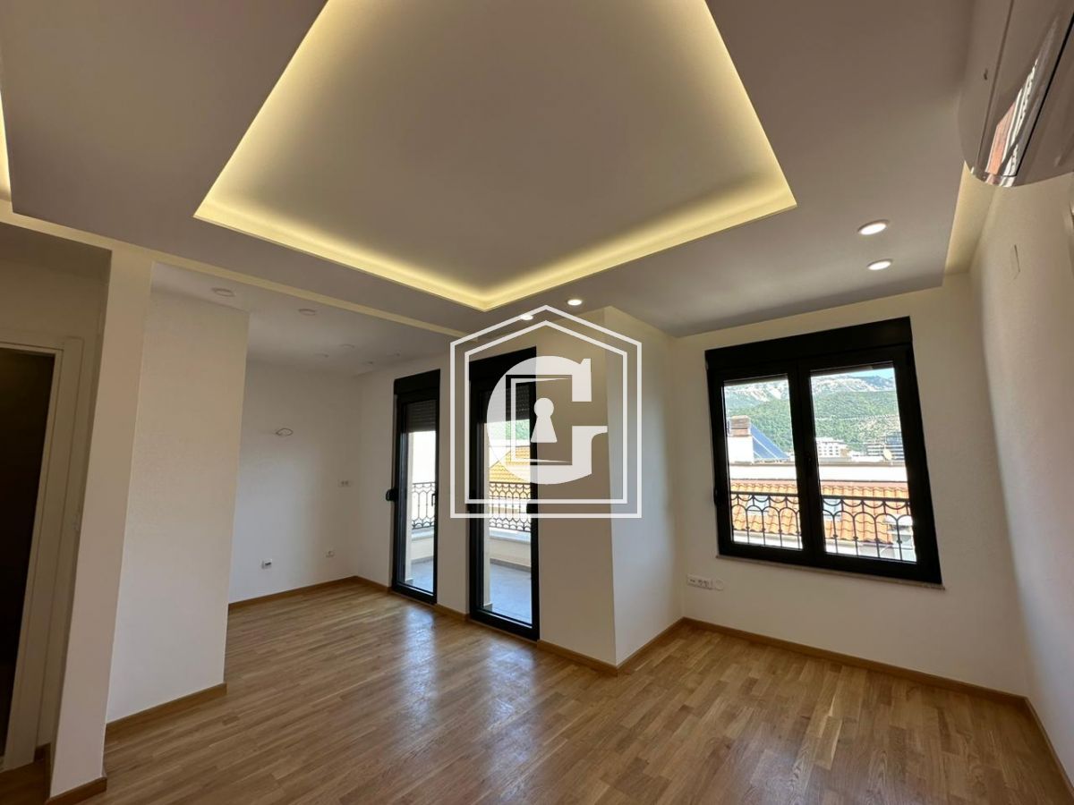 Appartement à Budva, Monténégro, 103 m² - image 1