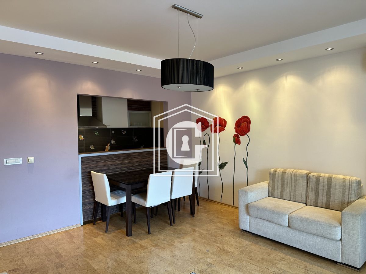 Apartamento en Budva, Montenegro, 74 m² - imagen 1