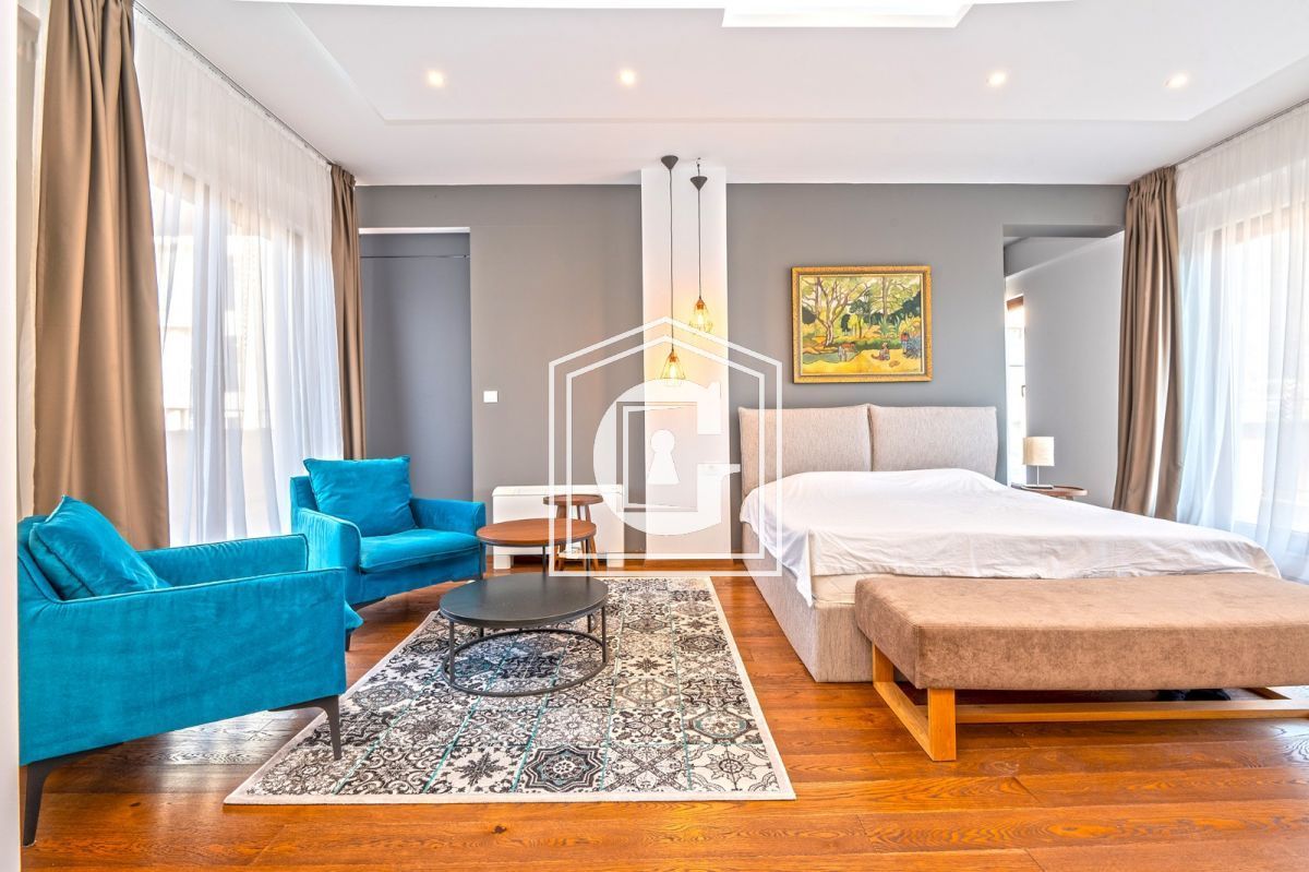 Apartamento en Budva, Montenegro, 172 m² - imagen 1