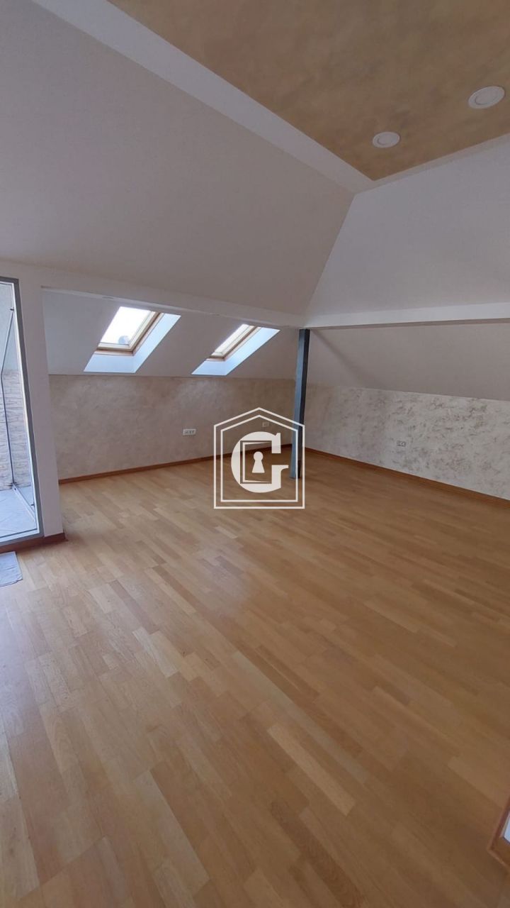 Apartment in Budva, Montenegro, 104 m² - picture 1