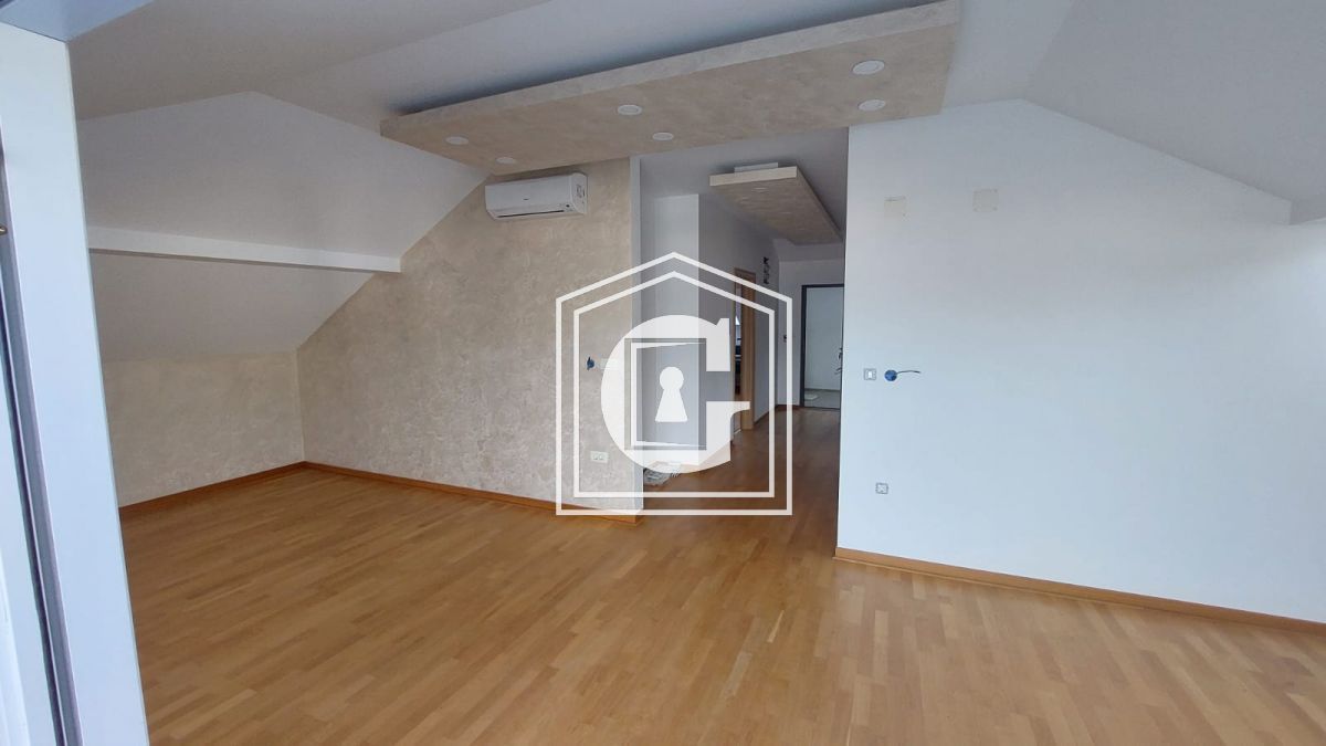 Apartamento en Budva, Montenegro, 104 m² - imagen 3
