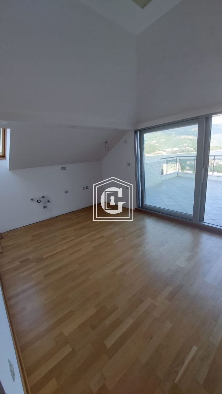 Apartamento en Budva, Montenegro, 104 m² - imagen 7