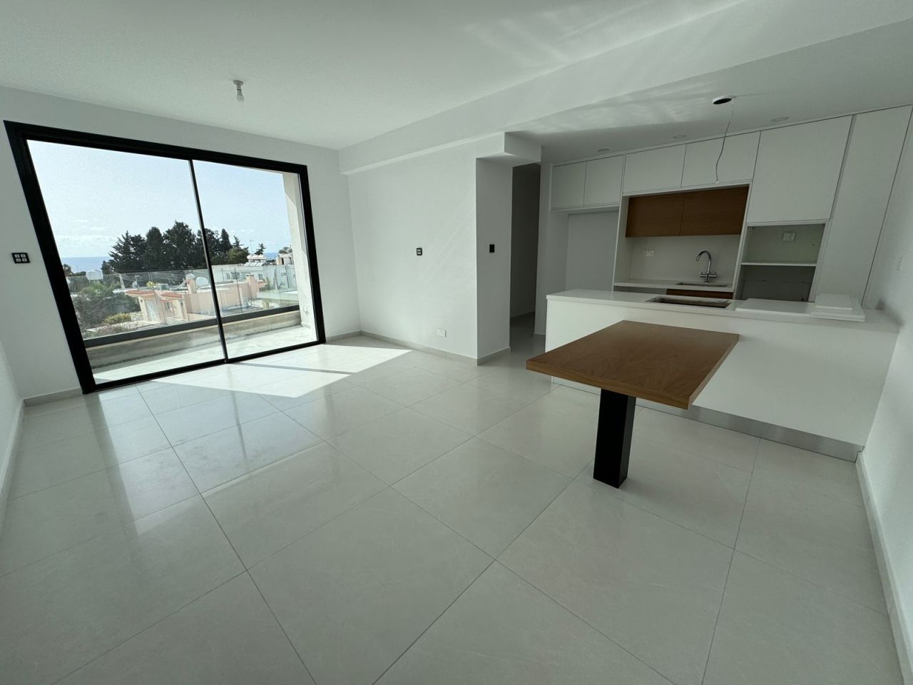 Piso en Pafos, Chipre, 89 m² - imagen 1