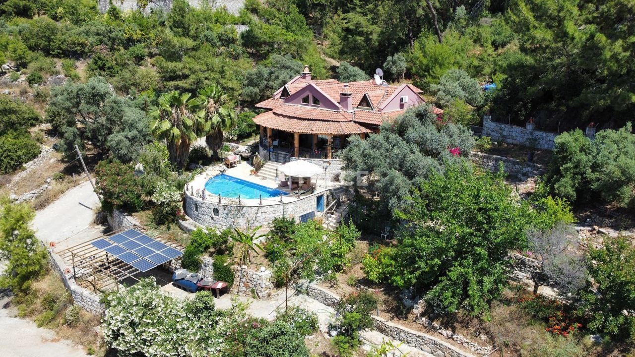 Villa in Fethiye, Türkei, 200 m² - Foto 1