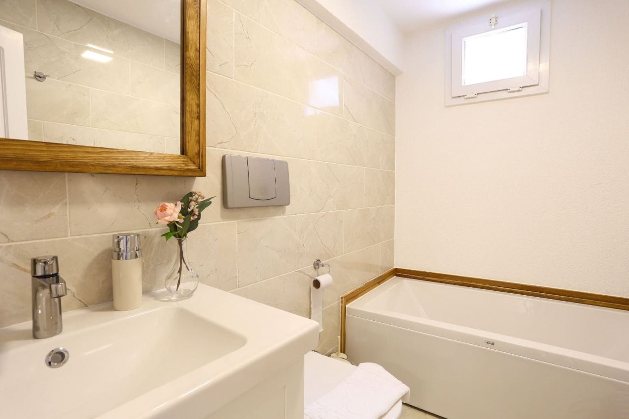 Flat in Kaş, Turkey, 130 m² - picture 12