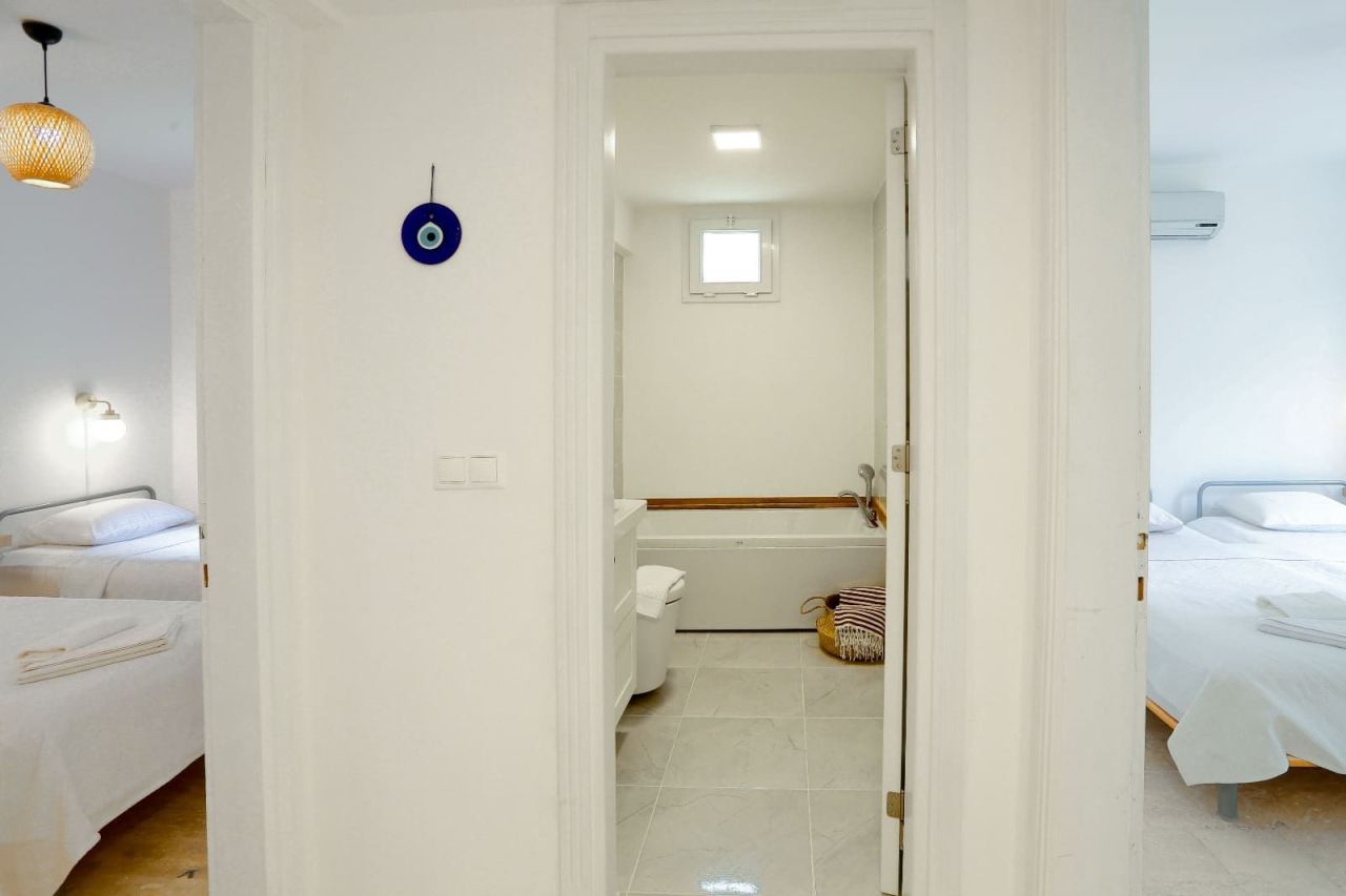 Flat in Kaş, Turkey, 130 m² - picture 14
