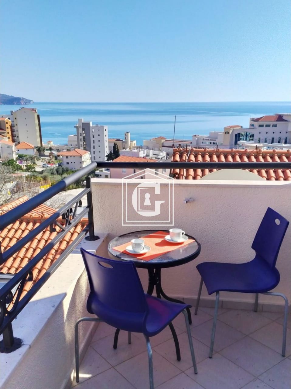 Apartment in Becici, Montenegro, 34 m² - picture 1