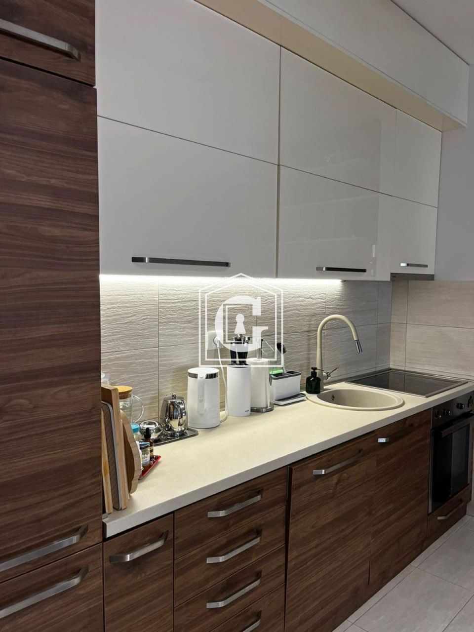 Appartamenti a Budva, Montenegro, 77 m² - foto 2