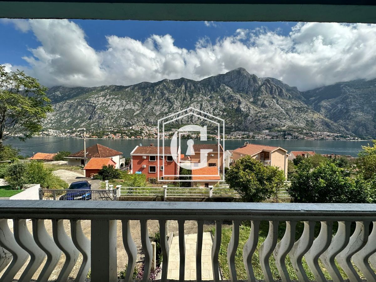 Apartment in Muo, Montenegro, 85 m² - picture 2