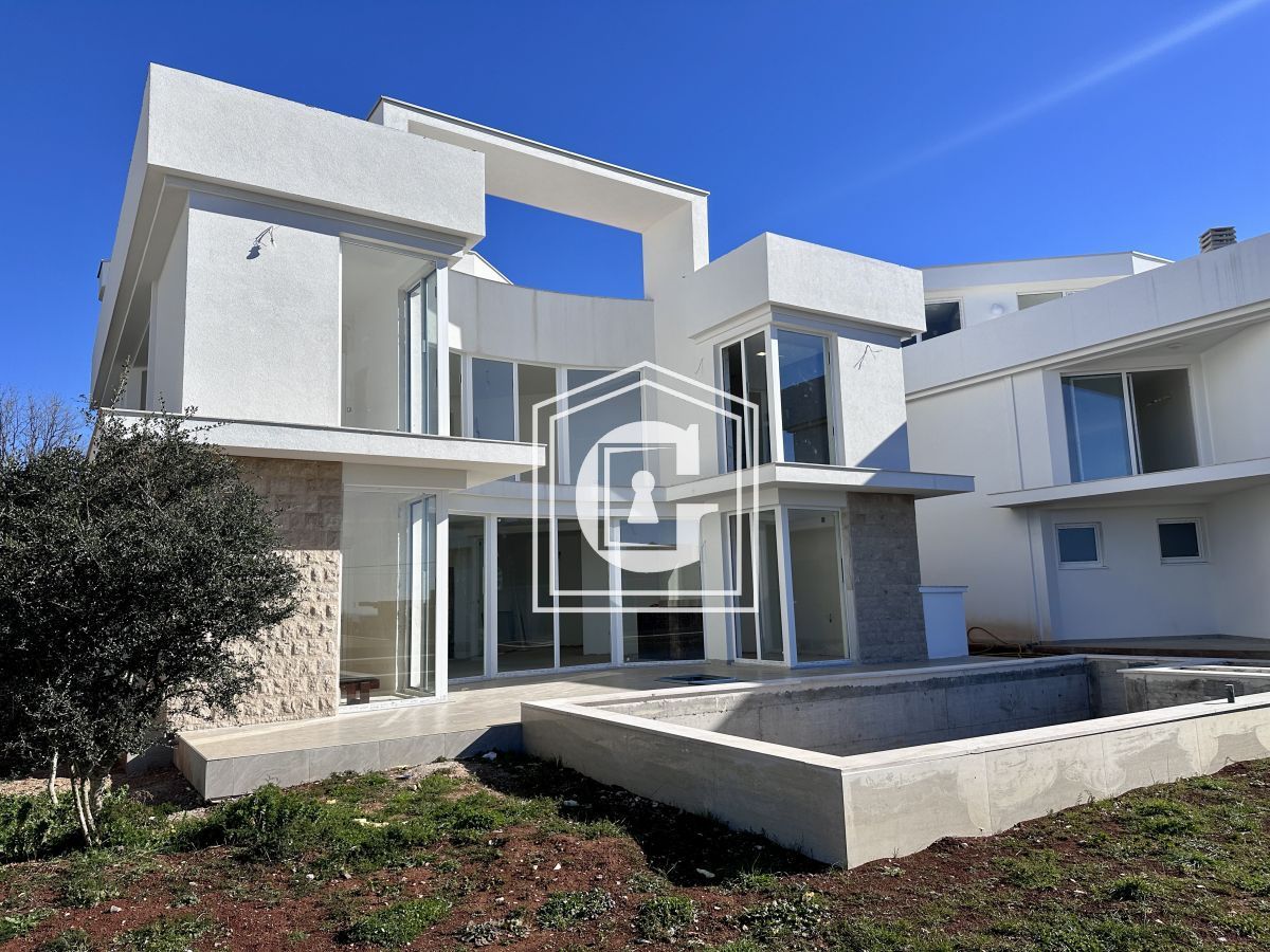 Villa à Krimovica, Monténégro, 467 m² - image 2