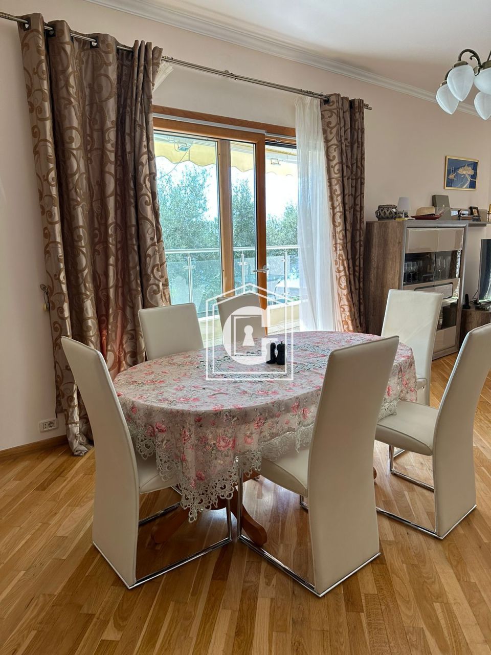 Appartement à Rafailovici, Monténégro, 221 m² - image 2