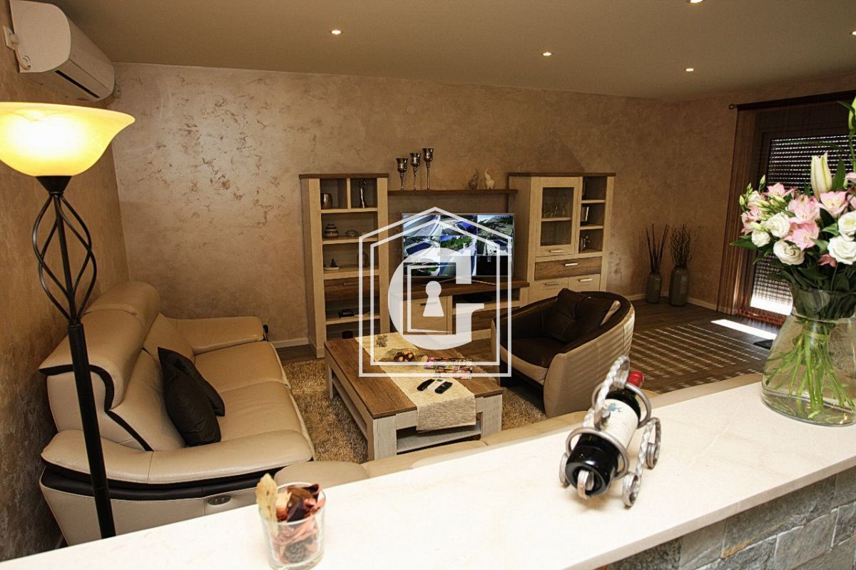 Villa a Krimovica, Montenegro, 251 m² - foto 4