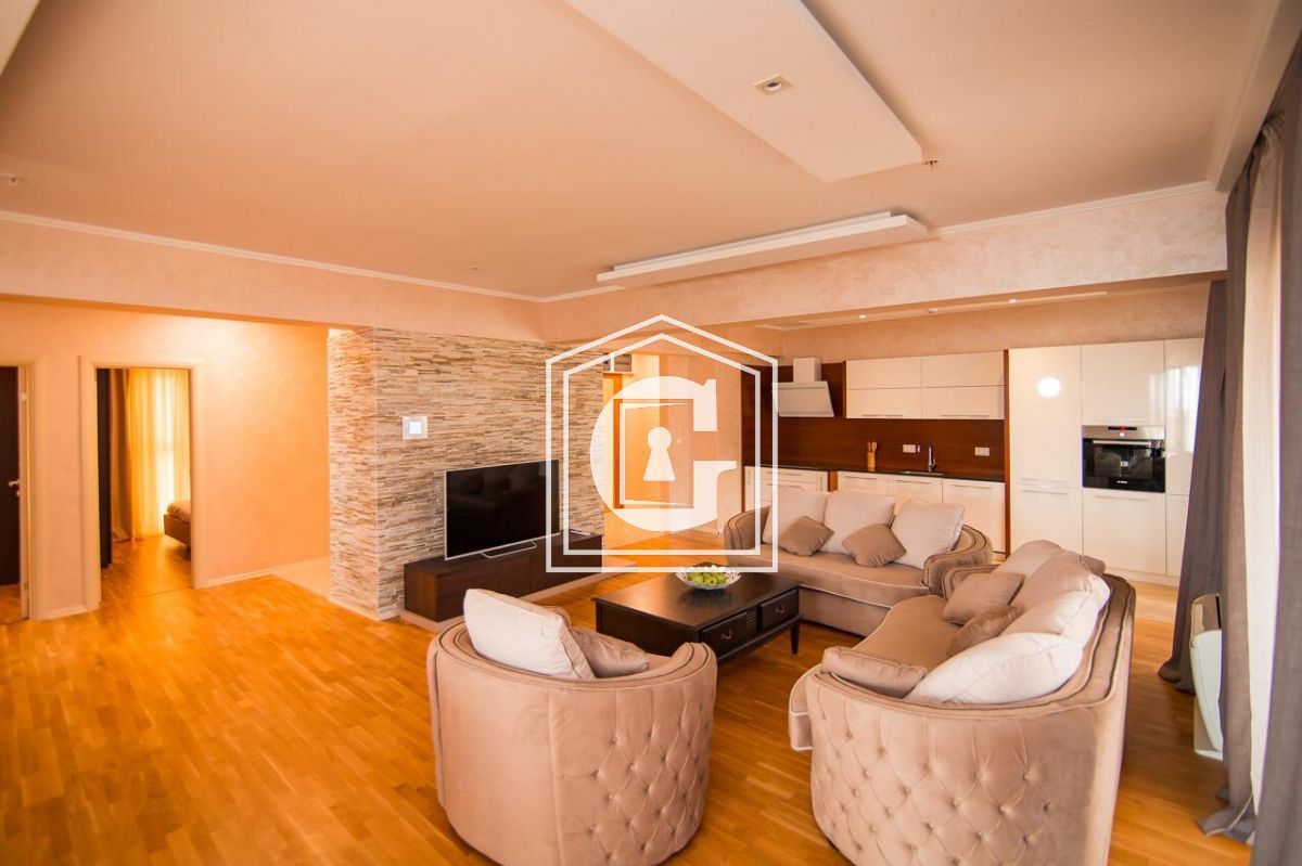 Apartment in Budva, Montenegro, 154 m² - picture 4