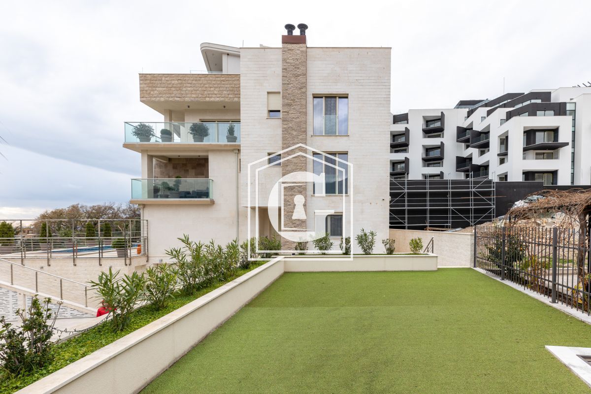 Appartement à Becici, Monténégro, 400 m² - image 5