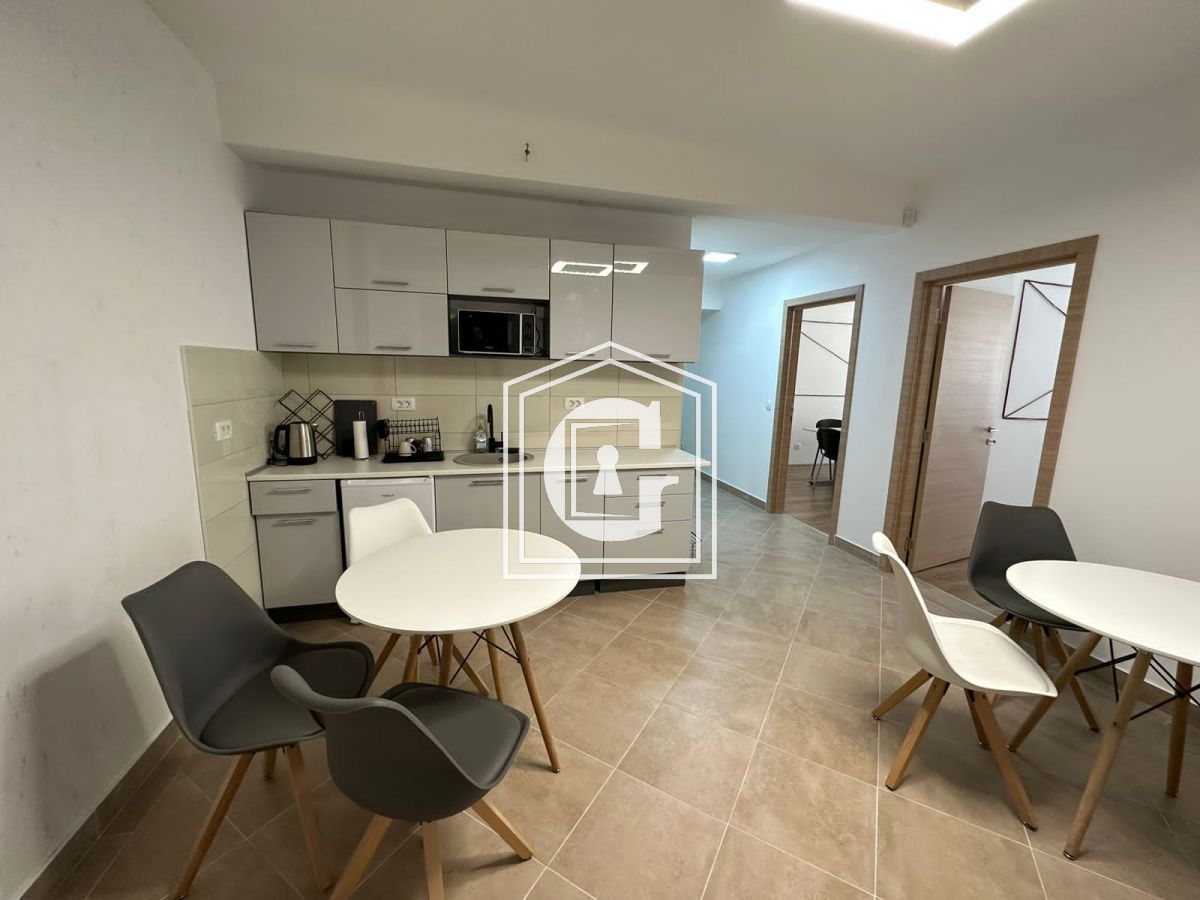 Biens commerciaux à Becici, Monténégro, 127 m² - image 6