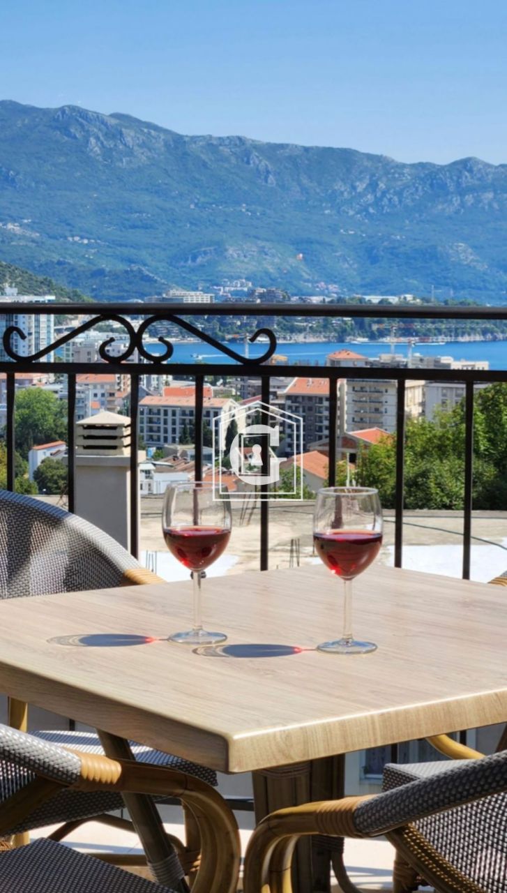 Apartamento en Budva, Montenegro, 65 m² - imagen 7