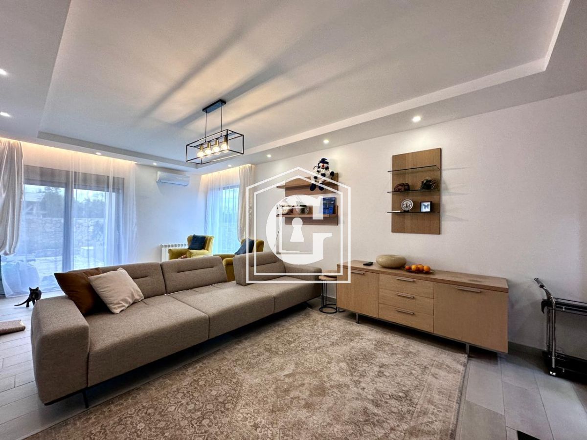 Villa in Krimovica, Montenegro, 200 m² - Foto 9