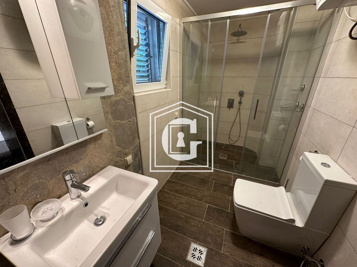 Apartment in Muo, Montenegro, 85 m² - picture 10