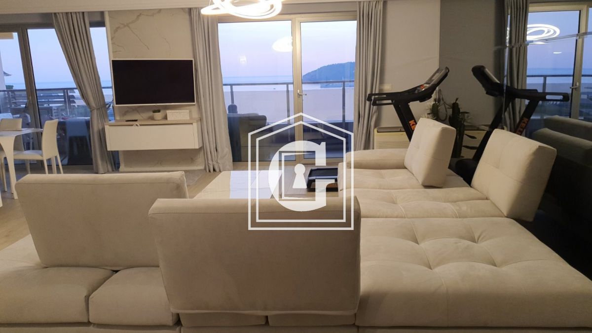 Apartment in Budva, Montenegro, 95 m² - picture 10