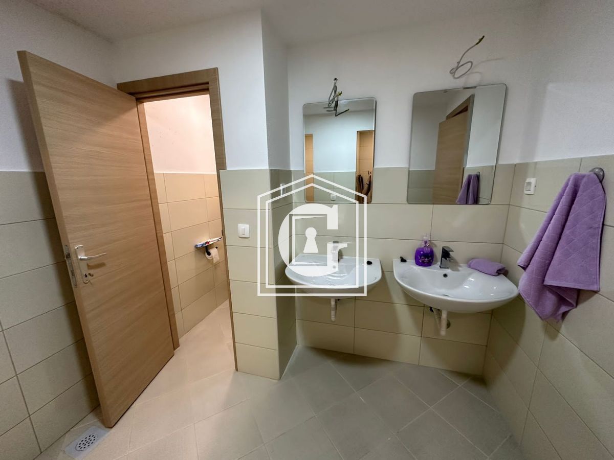 Biens commerciaux à Becici, Monténégro, 127 m² - image 10