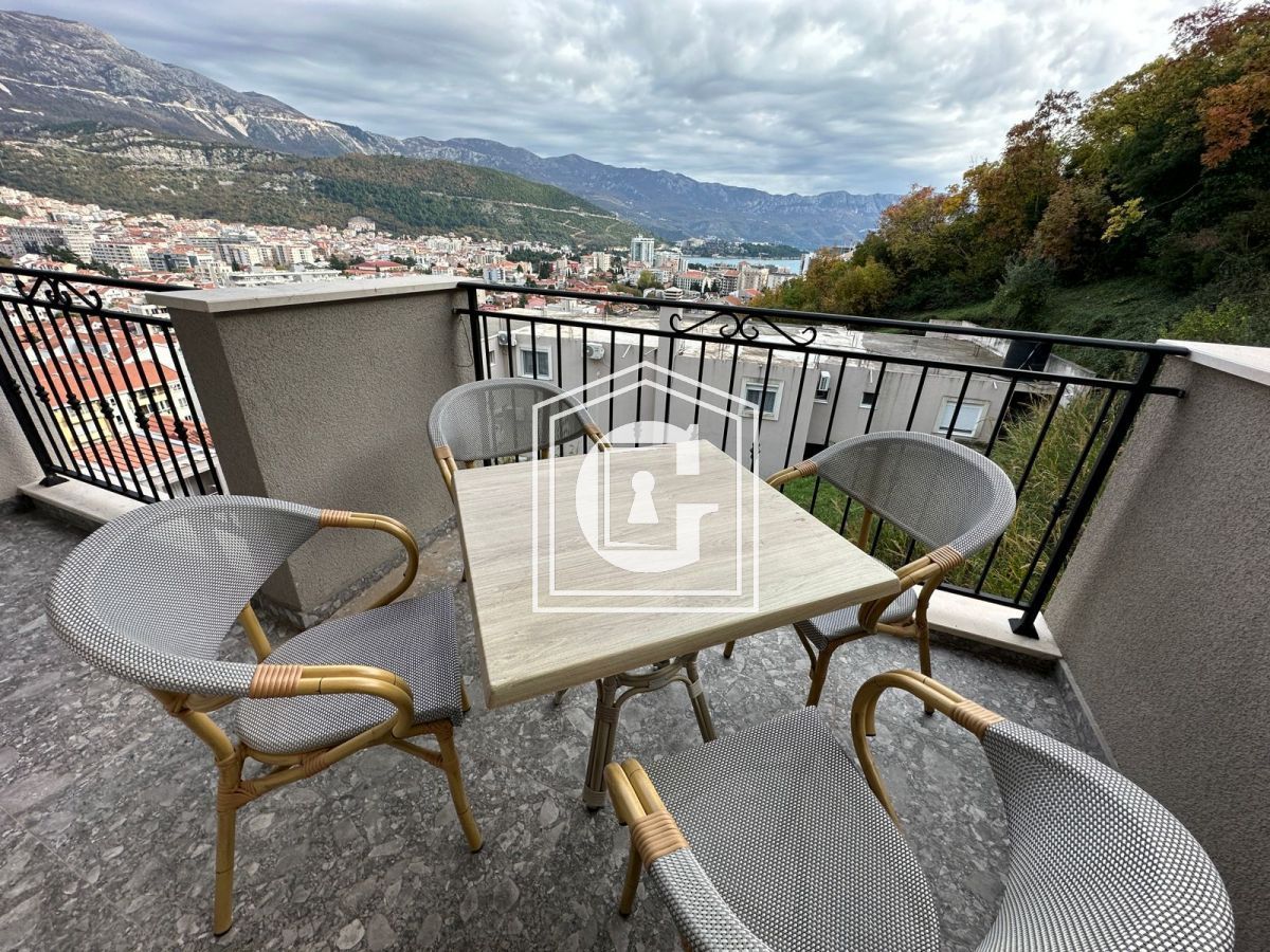 Apartamento en Budva, Montenegro, 65 m² - imagen 11