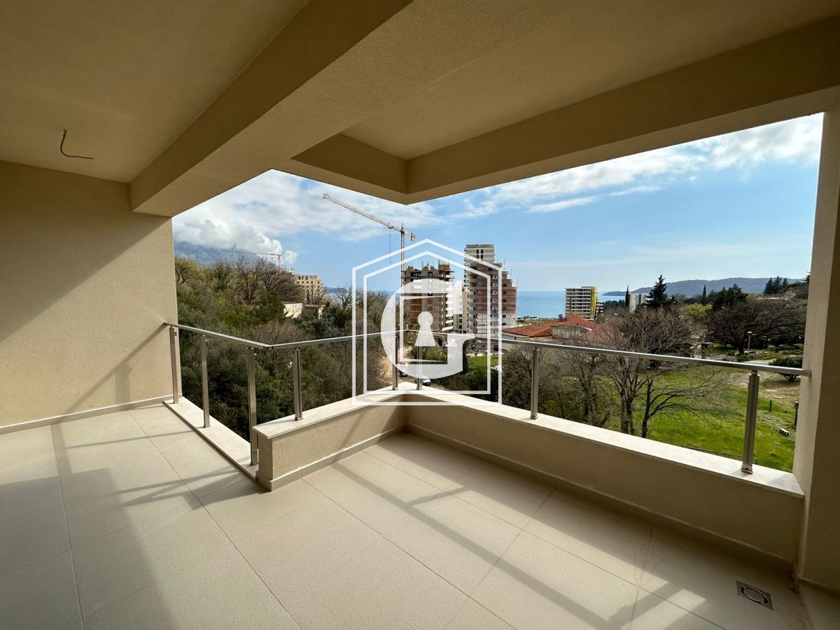 Apartment in Becici, Montenegro, 150 m² - picture 11