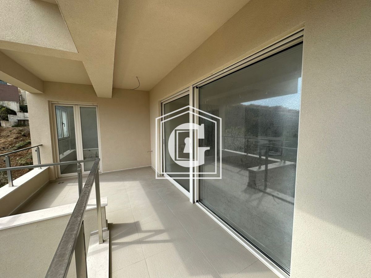 Apartment in Becici, Montenegro, 150 m² - picture 12