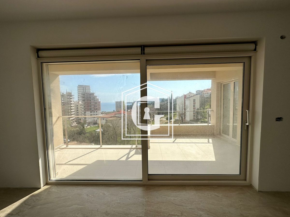 Apartment in Becici, Montenegro, 150 m² - picture 14