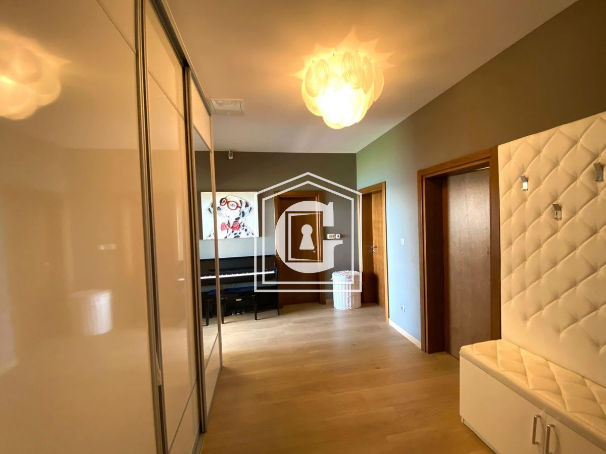 Apartment in Becici, Montenegro, 170 m² - picture 5