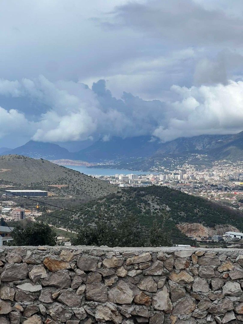 Haus in Bar, Montenegro, 300 m² - Foto 3