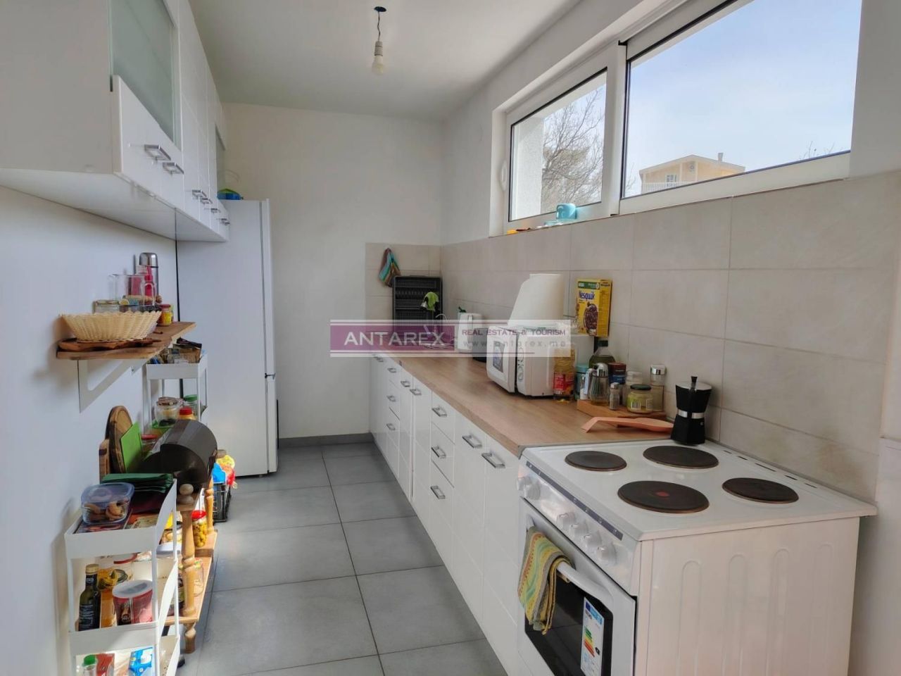 Villa in Sutomore, Montenegro, 250 m² - picture 3