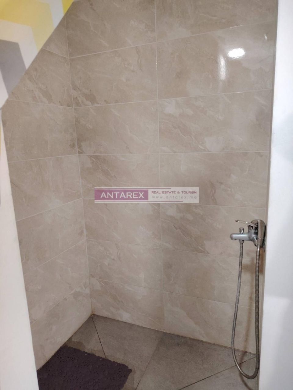 Villa in Sutomore, Montenegro, 250 m² - picture 11