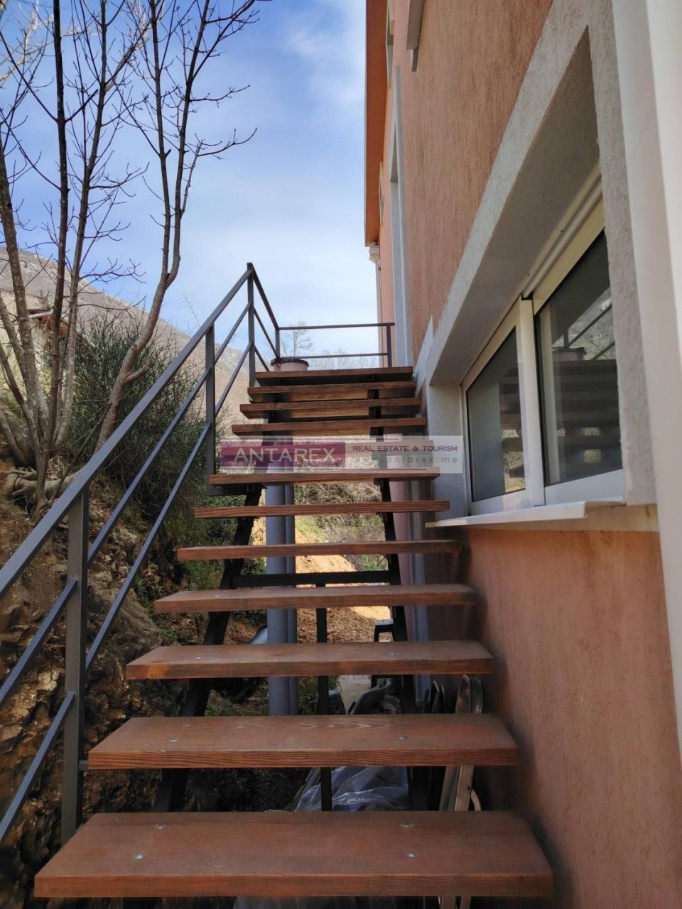 Villa in Sutomore, Montenegro, 250 m² - picture 15